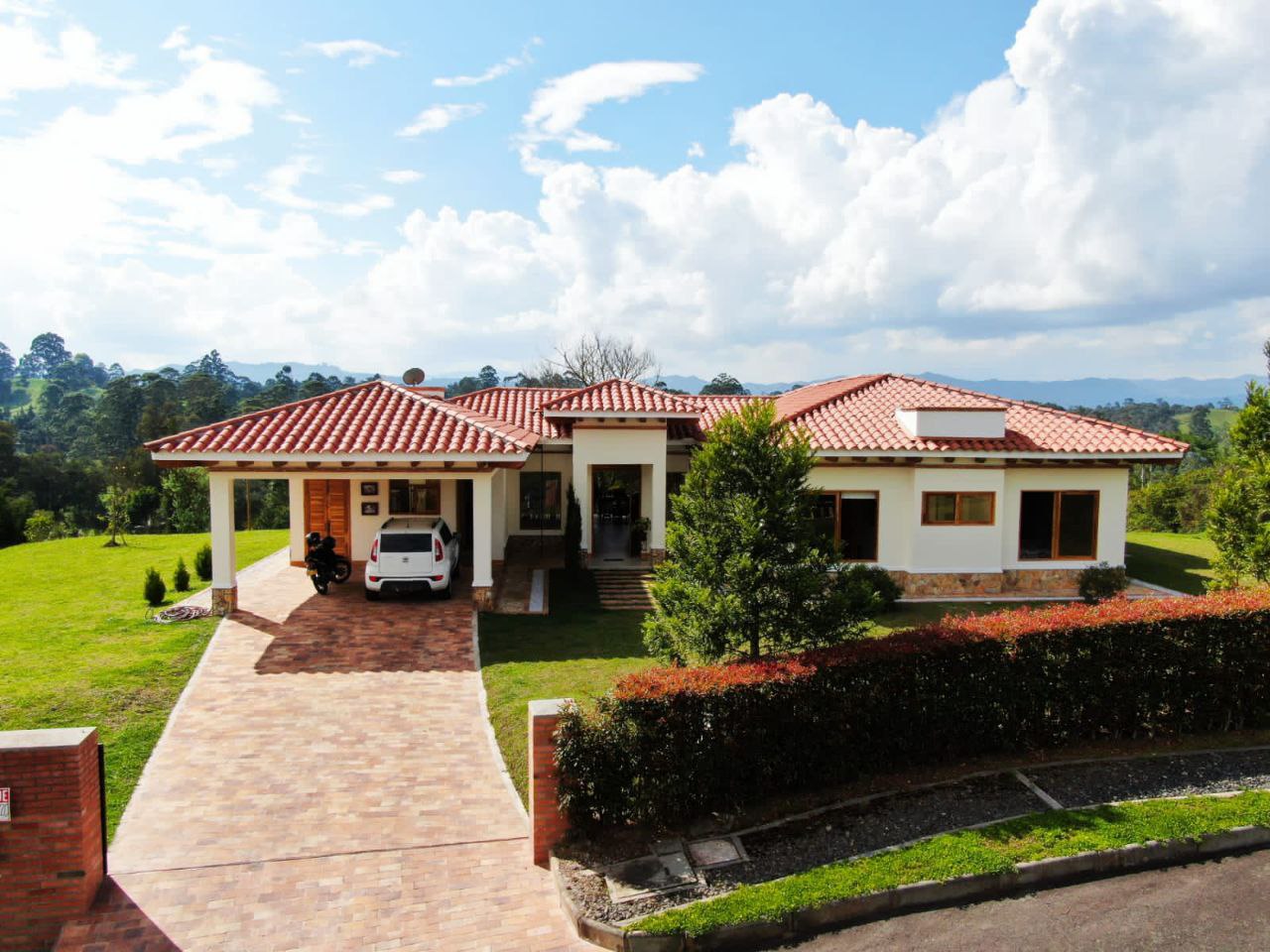 Hermosa casa campestre en Rionegro-vía La Ceja