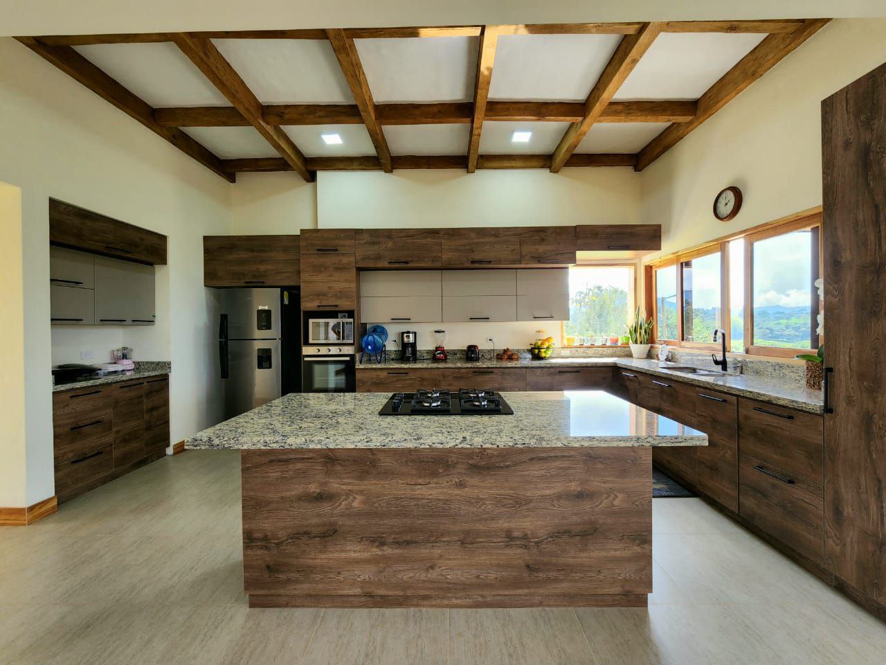 LUJOSA CASA EN PARCELACIÓN VÍA LA CEJA $2.200.000.000 - Imagen 9