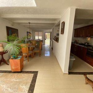 CASA EN RIONEGRO DE 140M2 CON TERRAZA $550.000.000