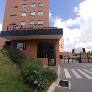 APARTAMENTO EN EUCALIPTO BARRO BLANCO $620.000.000