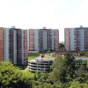 APARTAMENTO EN URBANIZACIÓN MANZANILLOS $270.000.000