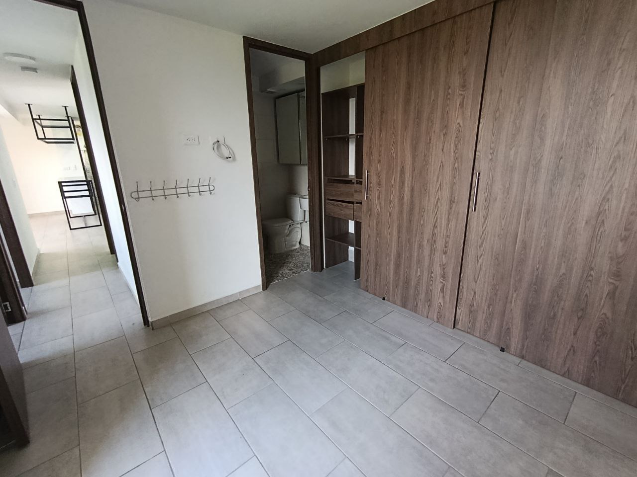 APARTAMENTO EN ARANDANOS RIONEGRO $340.000.000 - Imagen 6