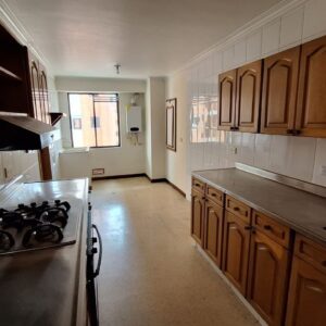 PENTHOUSE TRIPLEX EN LAURELES $1050.000.000