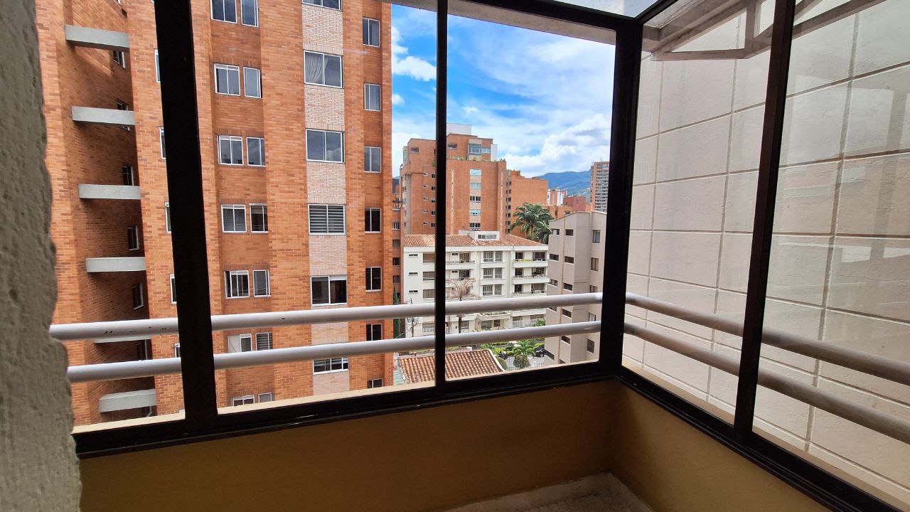 PENTHOUSE TRIPLEX EN LAURELES $1050.000.000 - Imagen 10